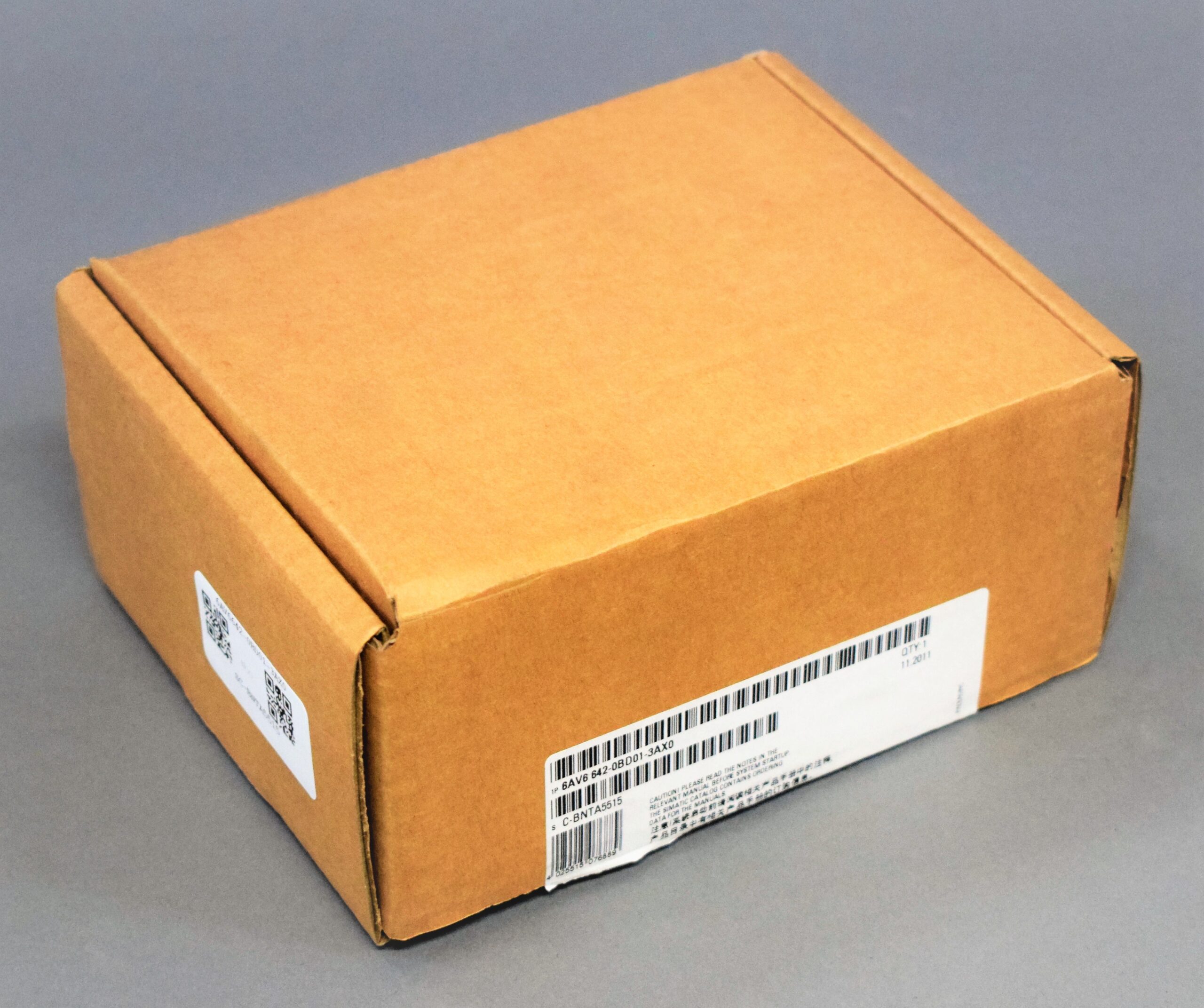 SIEMENS 6AV6642-0BD01-3AX0 Touch Panel Operator Interface