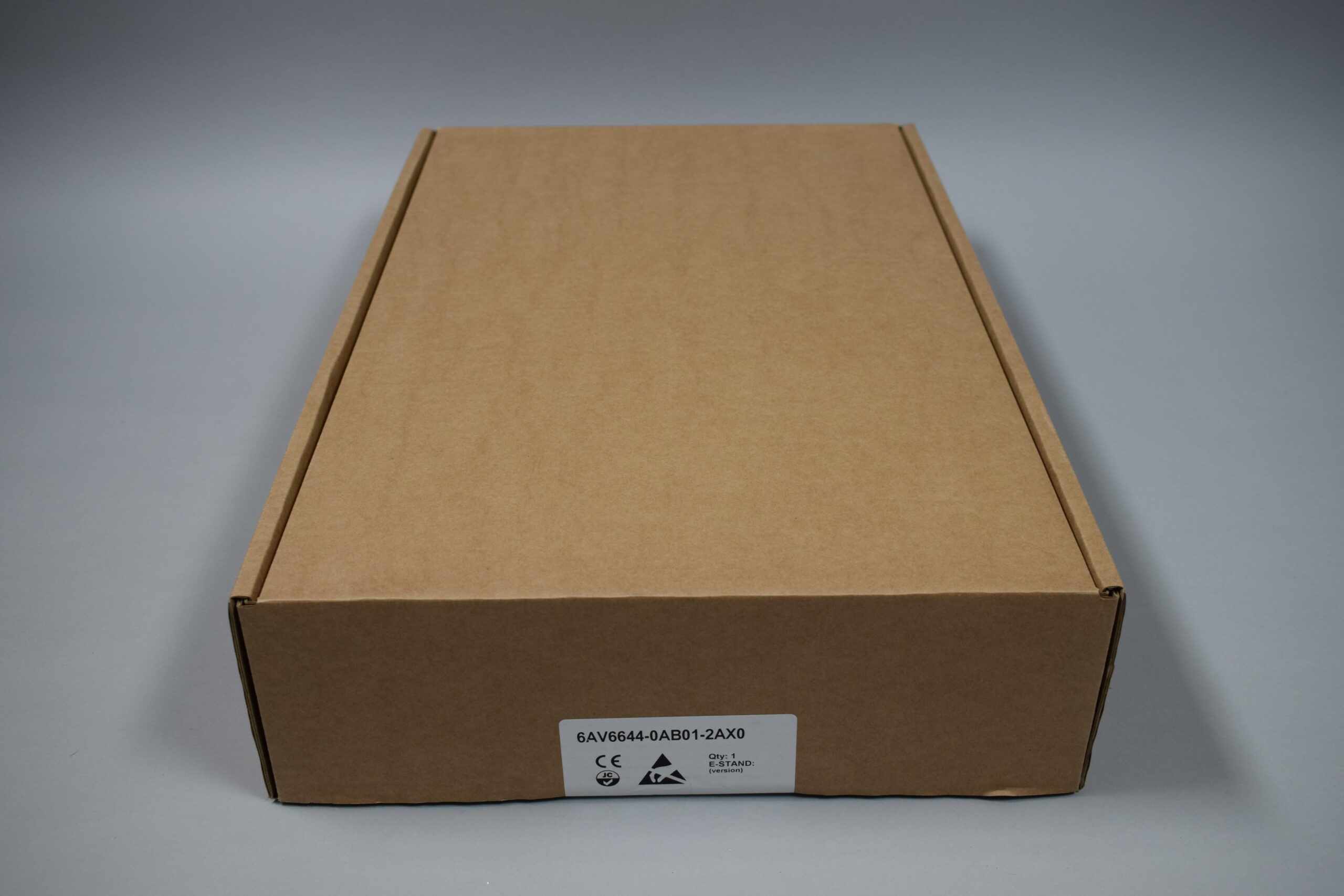 SIEMENS 6AV6644-0AB01-2AX0 Operator Panel for Industrial Automation